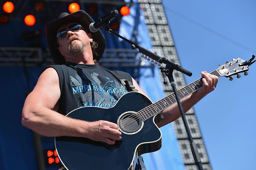Trace Adkins Set To Perform At 2014 Wyoming State Fair (VIDEO)