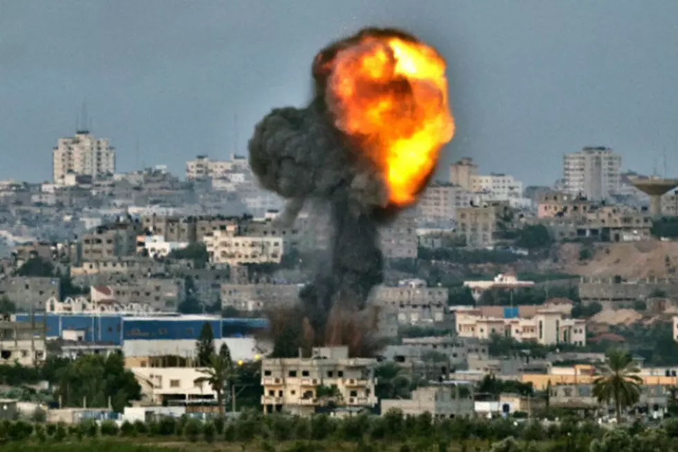 Palestinians say Five Dead in New Airstrikes