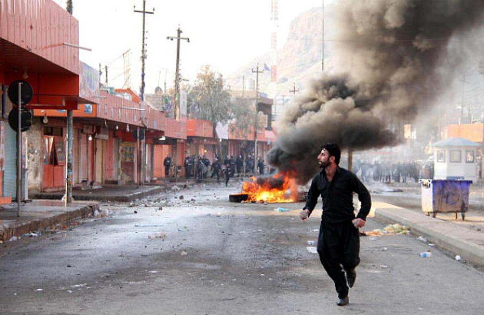 Sunni Insurgents Seize Small Towns in Iraq&#8217;s North