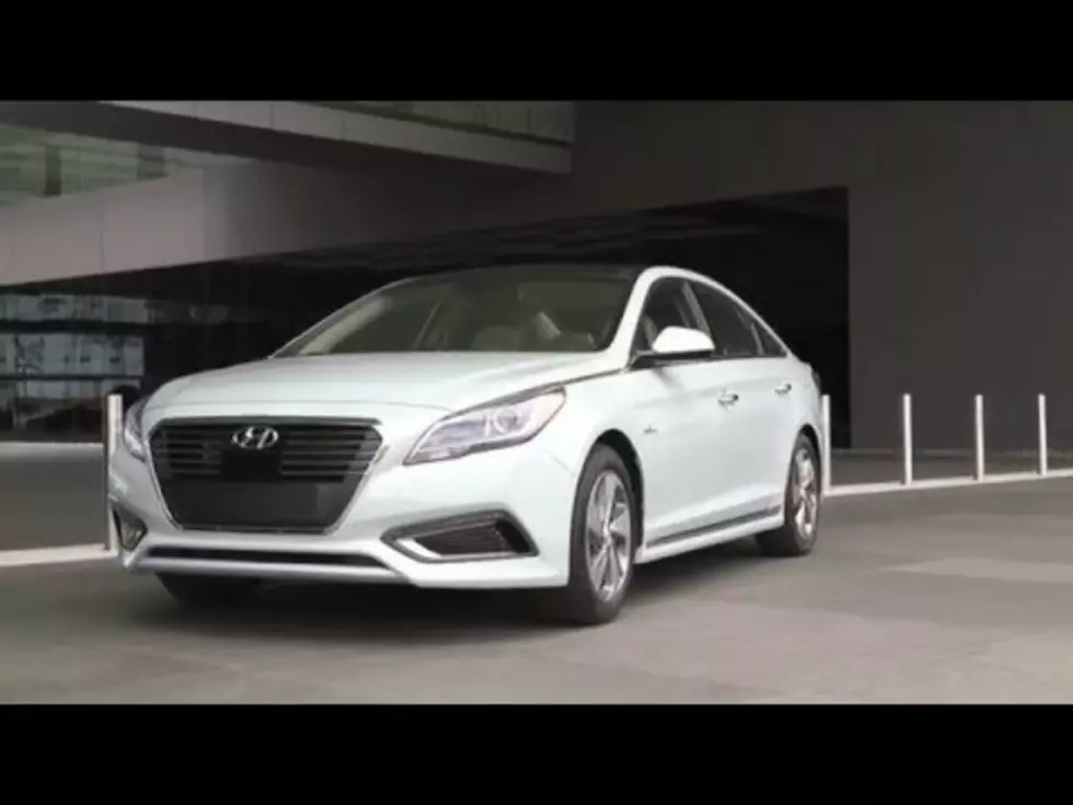 On the Road: Hyundai Sonata Hybrid Limited [VIDEO]