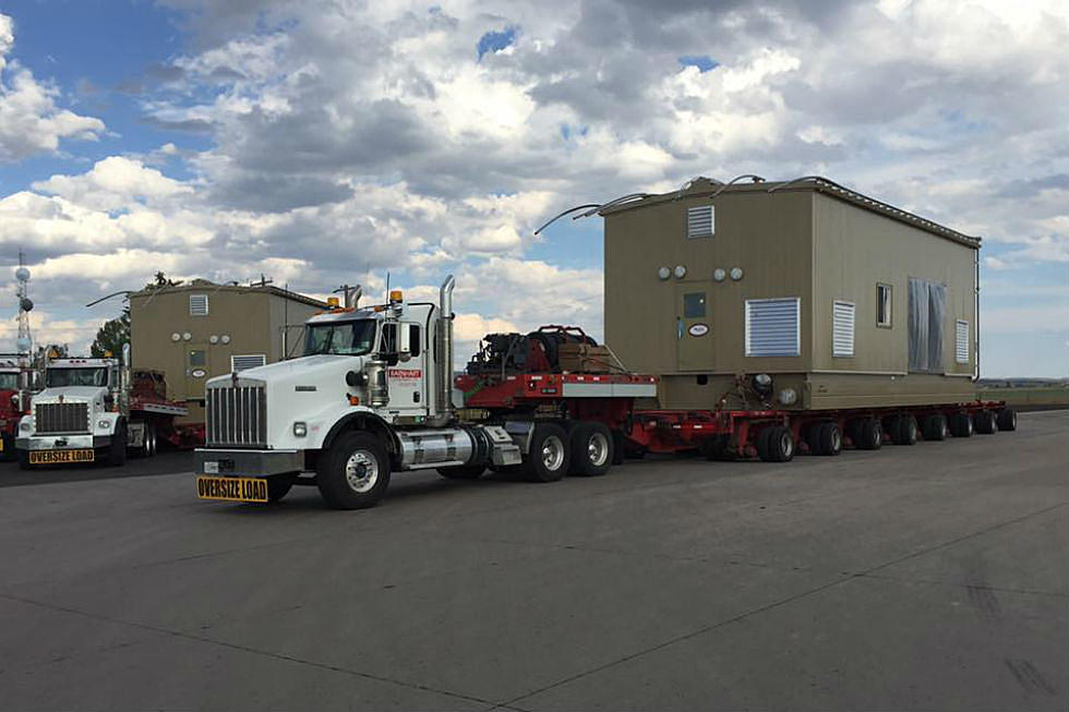 ‘Superload’ Moves Through Laramie, Continues Along Wyoming Roads [VIDEO]