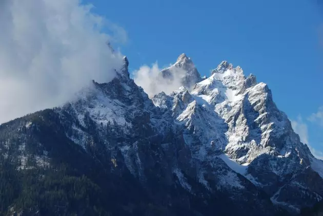 Rescuers in Helicopter Aid Injured Skier in Grand Teton