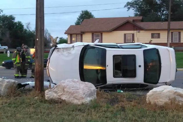 BREAKING: Minor Injuries in Single-Vehicle Rollover Crash in Casper