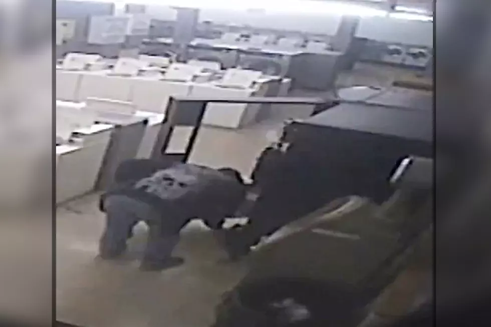 Police Investigate Robbery of Casper Laundromat [VIDEO]