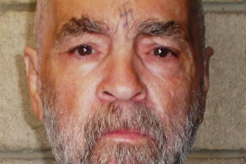 Charles Manson, Whose Cult Slayings Horrified World, Dies