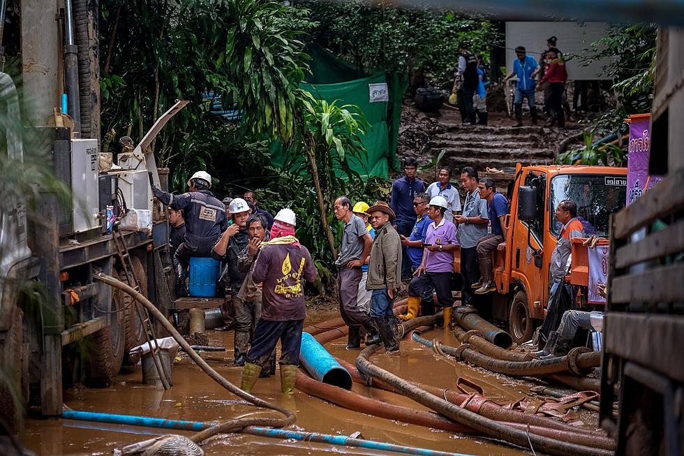 Thai Rescuers Locate Missing Boys And Coach Alive In Cave