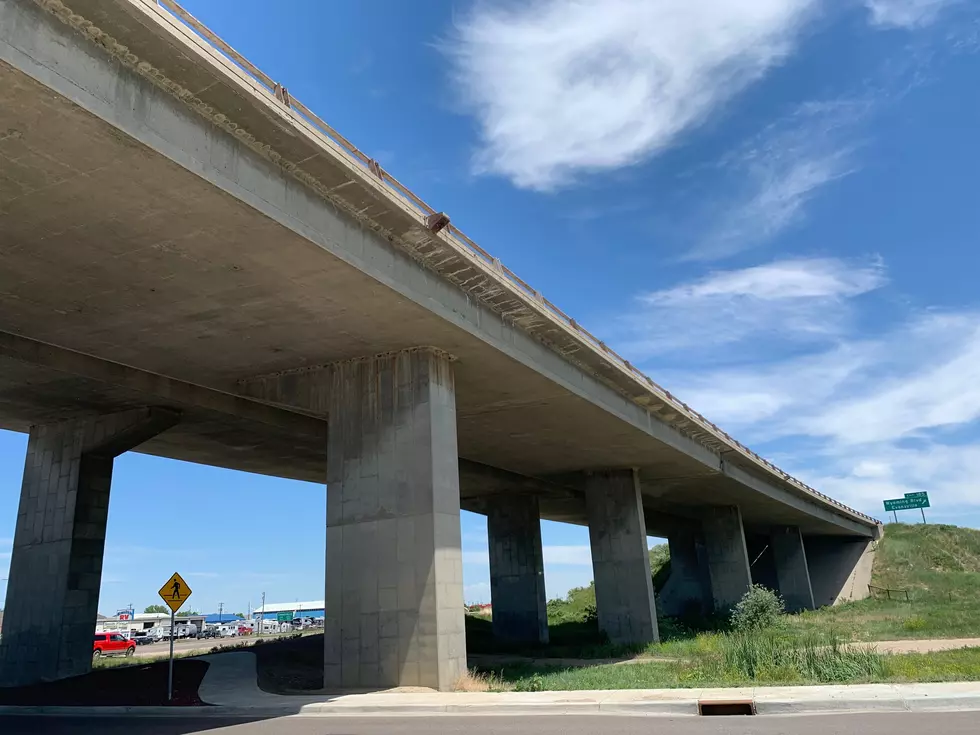 Authorities Talk Down Man Who Threatened to Jump From I-25 Bridge