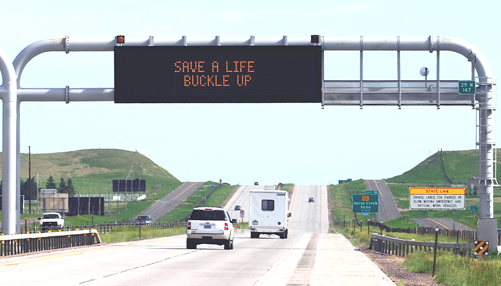 WYDOT Closes I-25 on Thursday, Friday Nights to Install Signs