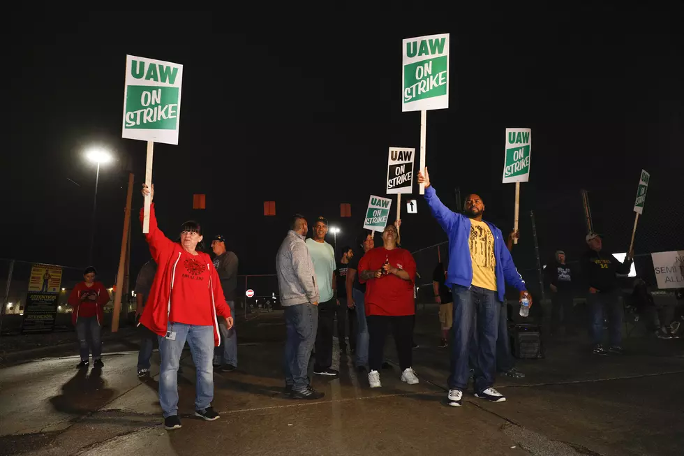 No Deal: Auto Workers Strike Against GM in Contract Dispute
