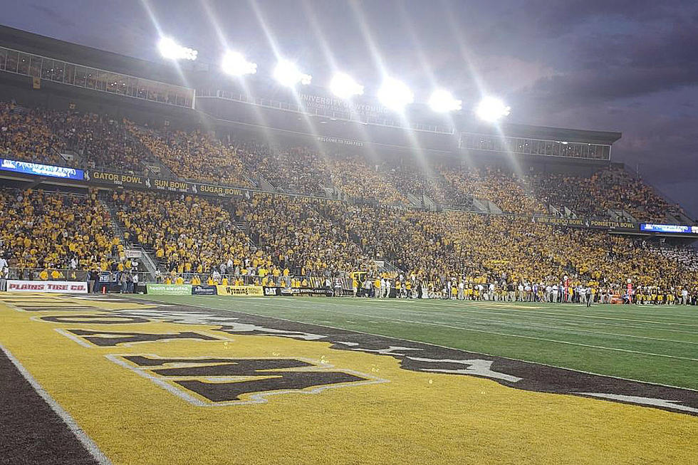 Wyoming Starts Conference Play With A Night Game