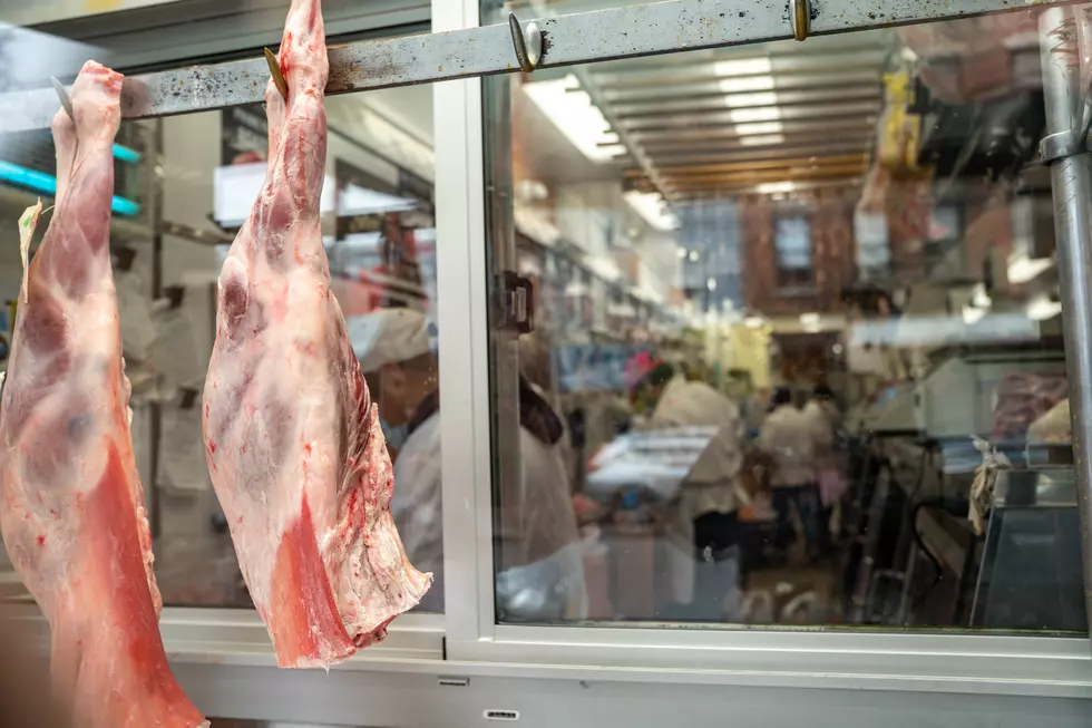 Tyson Foods Idles Largest Pork Plant as Virus Slams Industry