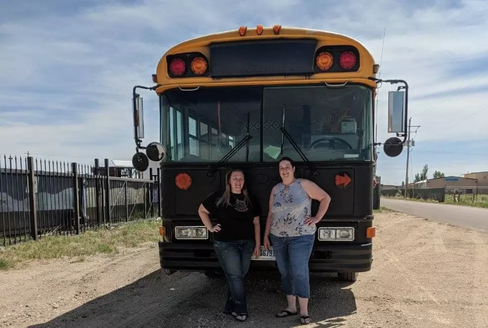 No, Those School Buses Did Not Bring Protesters to Casper