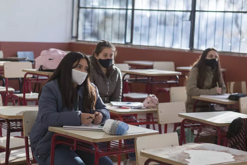 Wyoming Students Return to School Scenes Altered by Virus