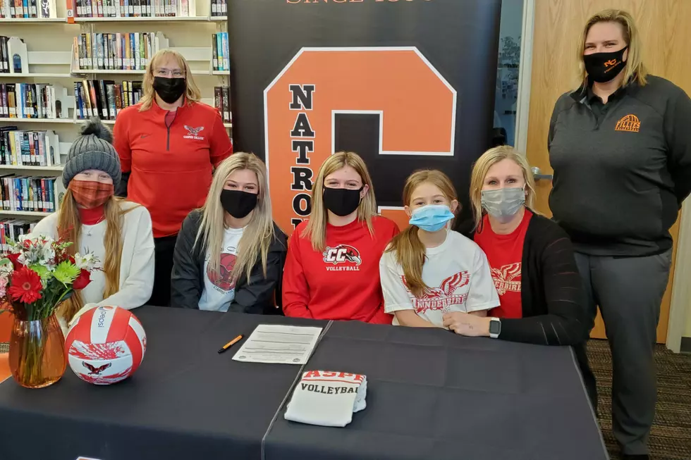 NC’s Quinci Mooren Signs with Casper College for Volleyball