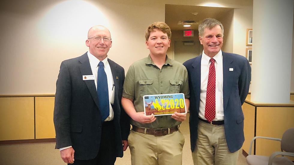 WATCH: Governor Gordon Honors Casper Student for Wyoming Wildlife Essay