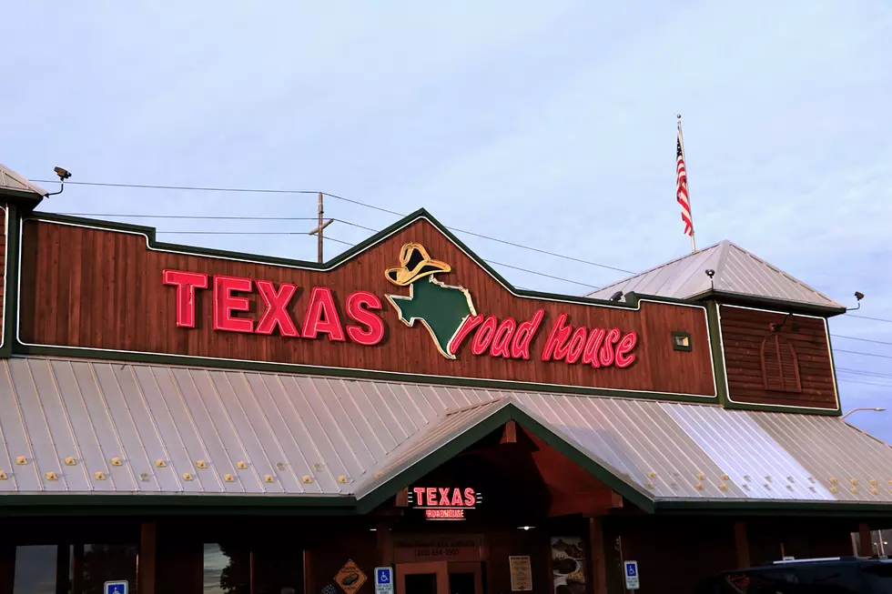 No, Texas Roadhouse Is Not Giving You A Free Meal for Two