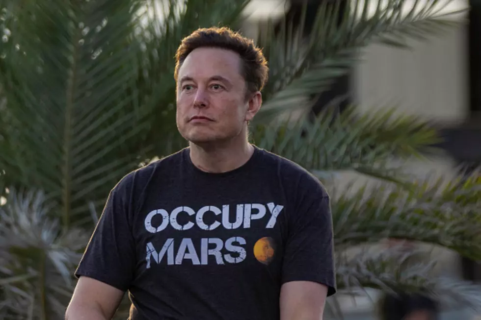 AP Sources: Musk In Control Of Twitter, Ousts Top Executives
