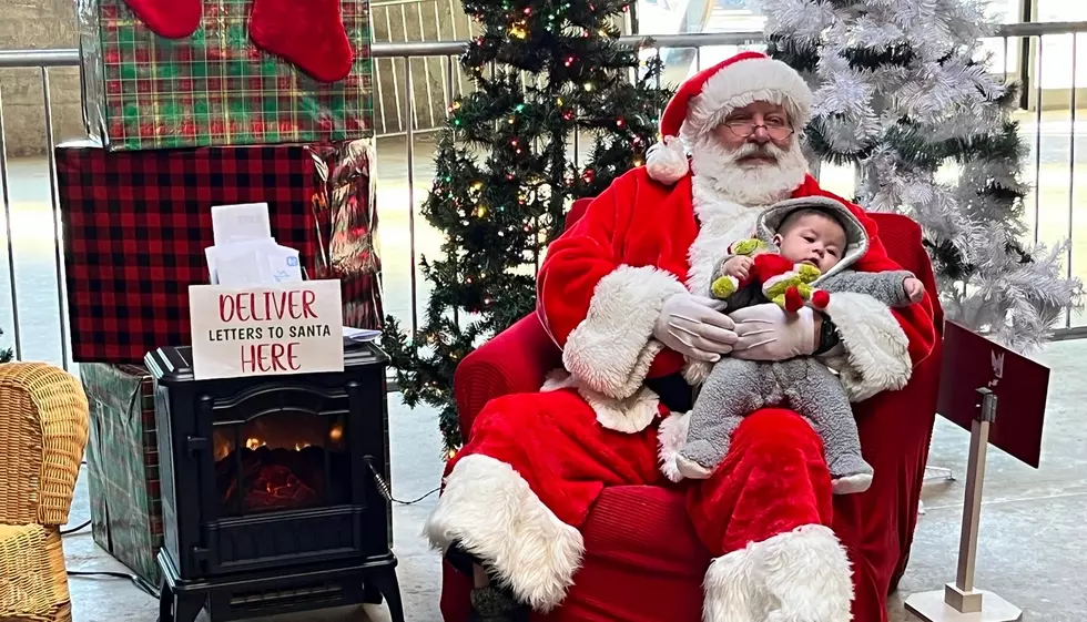 PHOTOS: Santa Sees Casper Kiddos While The Grinch Gets Got by Casper Police