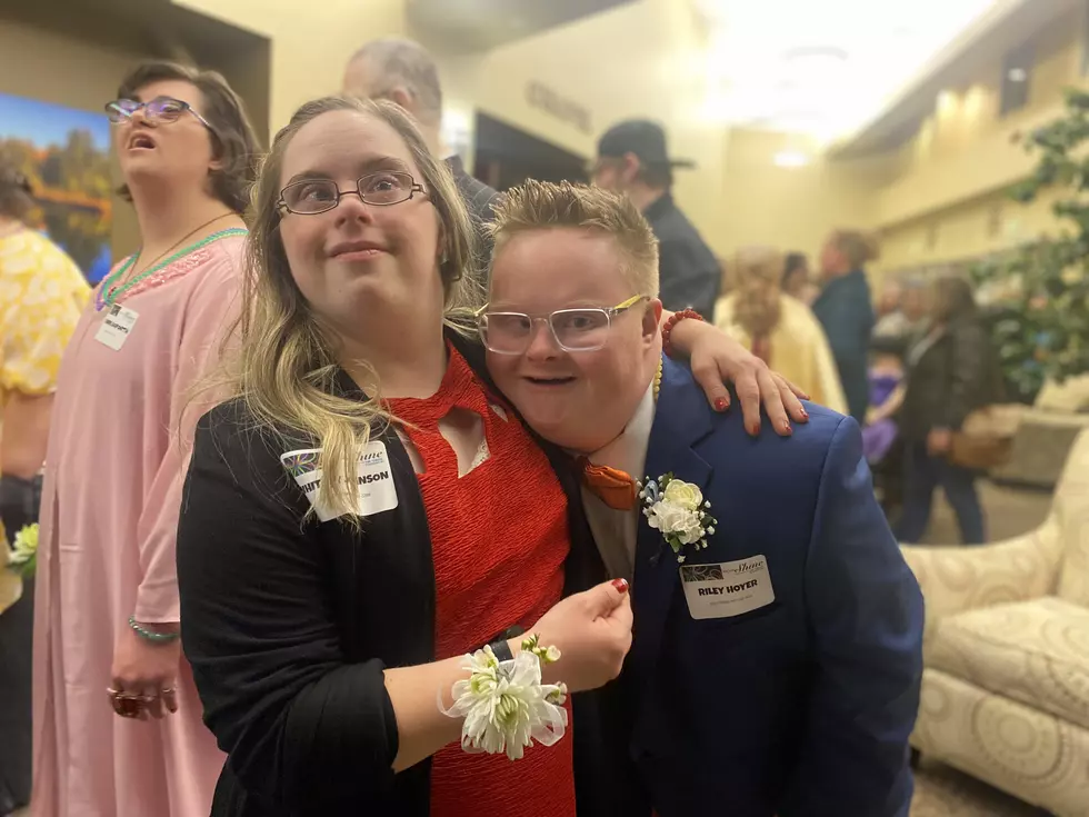 PHOTOS: Highland Park Community Church Hosts ‘Night to Shine’ Event for Guests with Special Needs