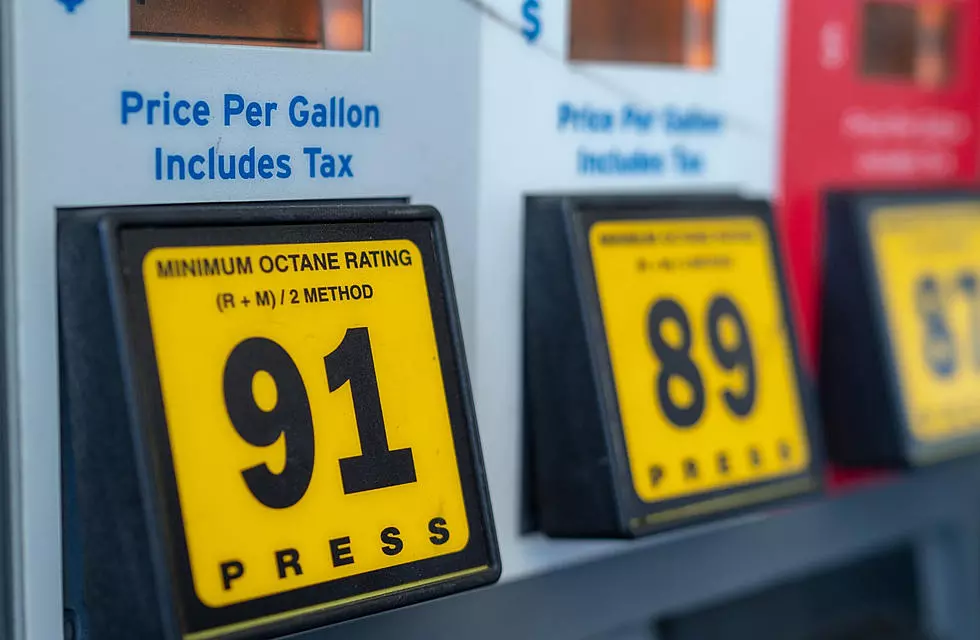 Gas Prices Update: Wyoming Holds Steady At $3.30, National Average Lower