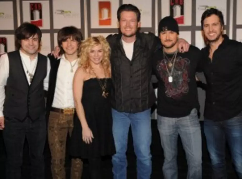 ACM Announces &#8216;Entertainer of the Year&#8217; Nominees