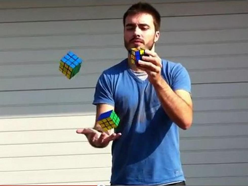Amazing! Man Solves Rubik’s Cube While Juggling Two More [VIDEO]