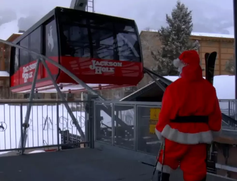 Santa Hits The Slopes At Jackson Hole [VIDEO]