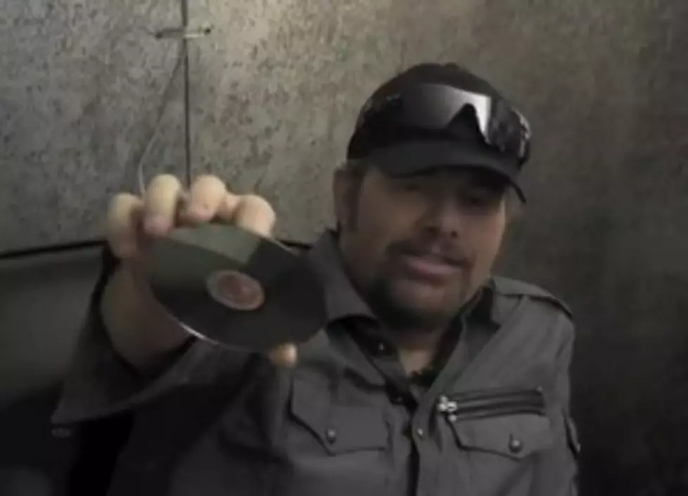 Toby Keith&#8217;s New Single And Video Outtakes [VIDEO]