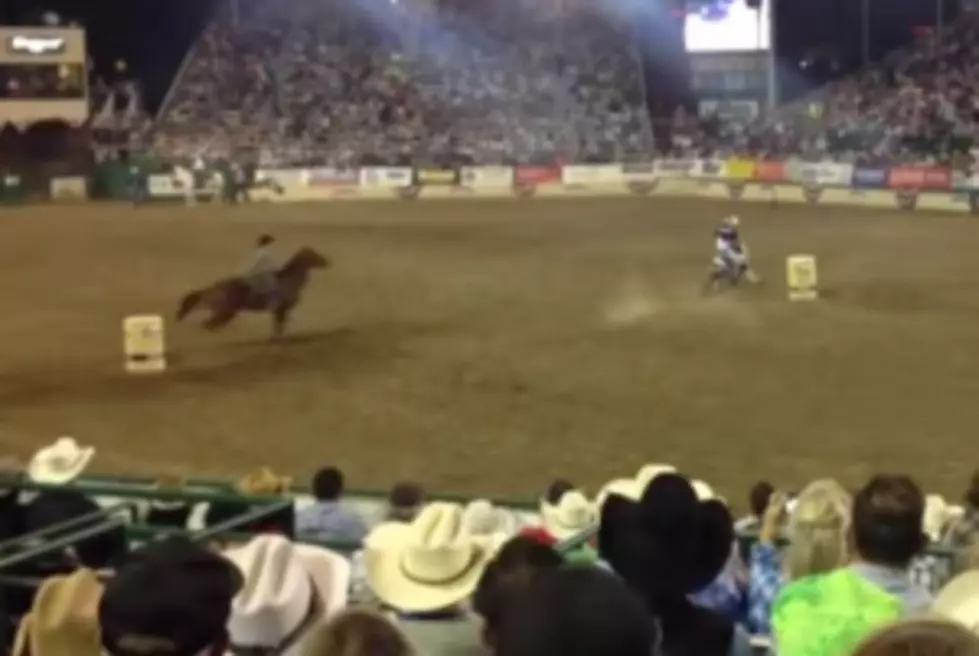 Barrel Racing Horse vs. Dirt Bike &#8211; Which One Will Win? [VIDEO]