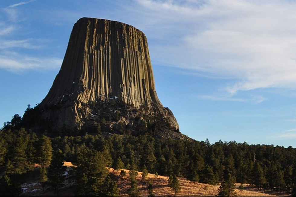 Devils Tower in Wyoming Brings Money to Local Economy