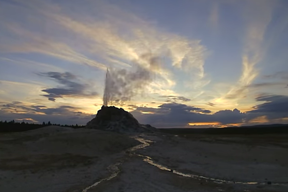Watch Time-Lapse Sunset at White Dome Geyser in Yellowstone [VIDEO]