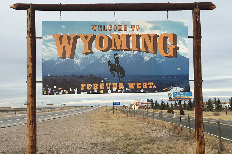 5 New Wyoming State Sign Slogans