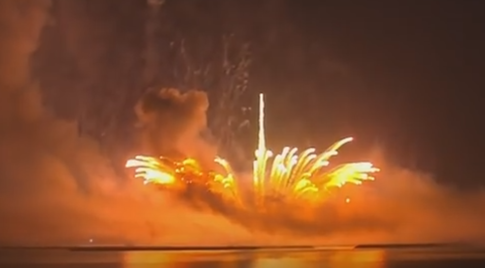 New World Record Firework Launched on NYE 2018