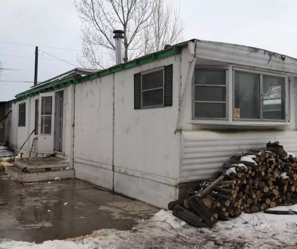 Wow, Check Out this Free Mobile Home 3 Hours from Casper