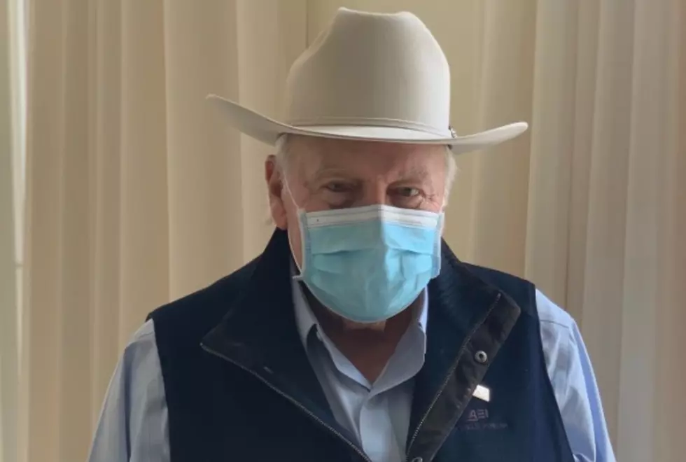 Dick Cheney Says Wear a Mask in New Photo