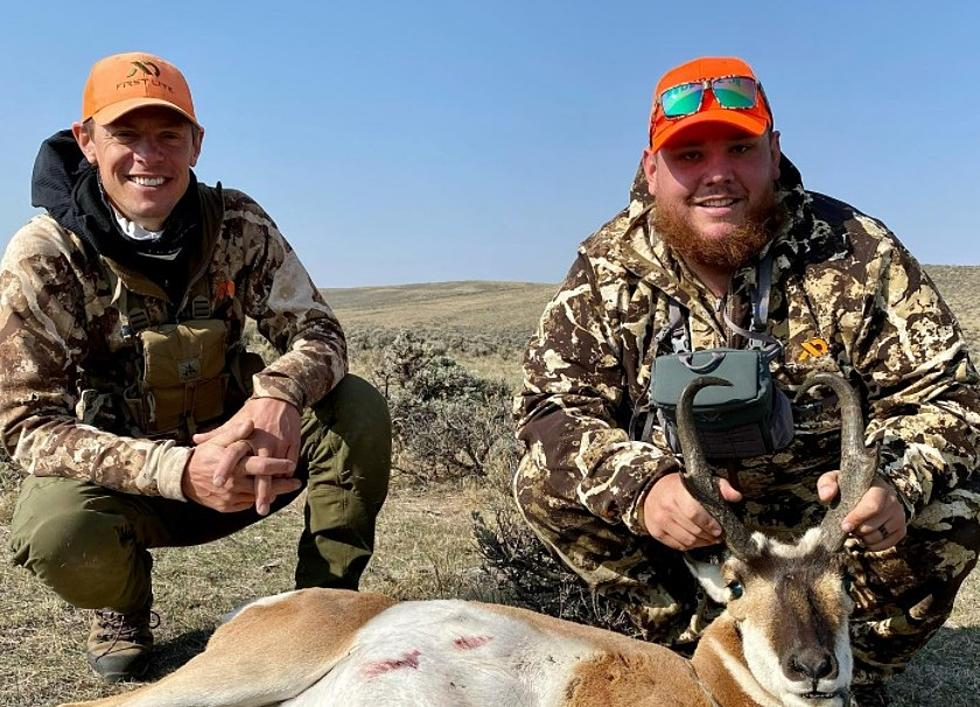 How To See Luke Combs’ Wyoming Antelope Hunt on A Netflix Show.