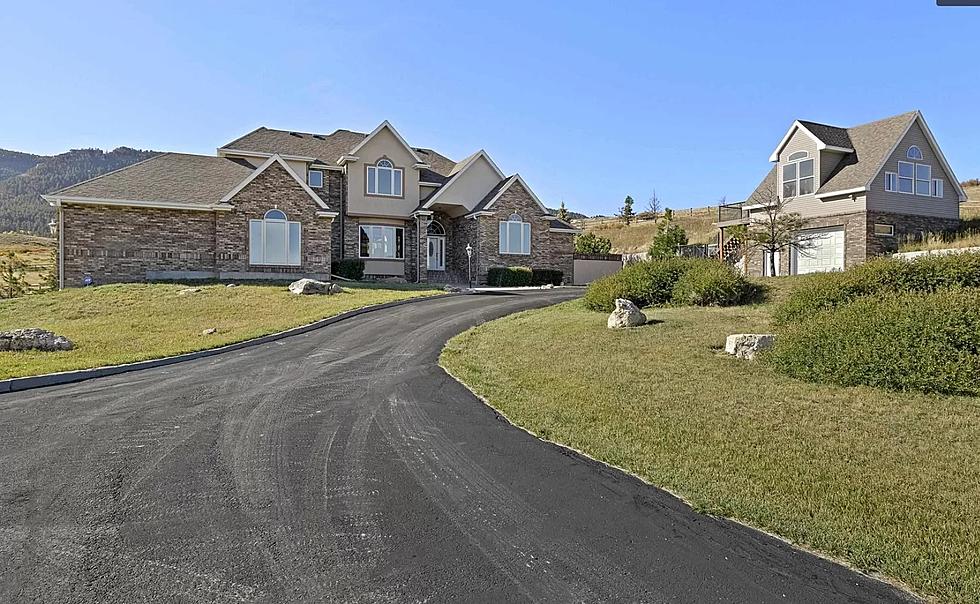 WOW Massive Casper Home Has Sauna, Pizza Oven, Movie Theater, And Barn