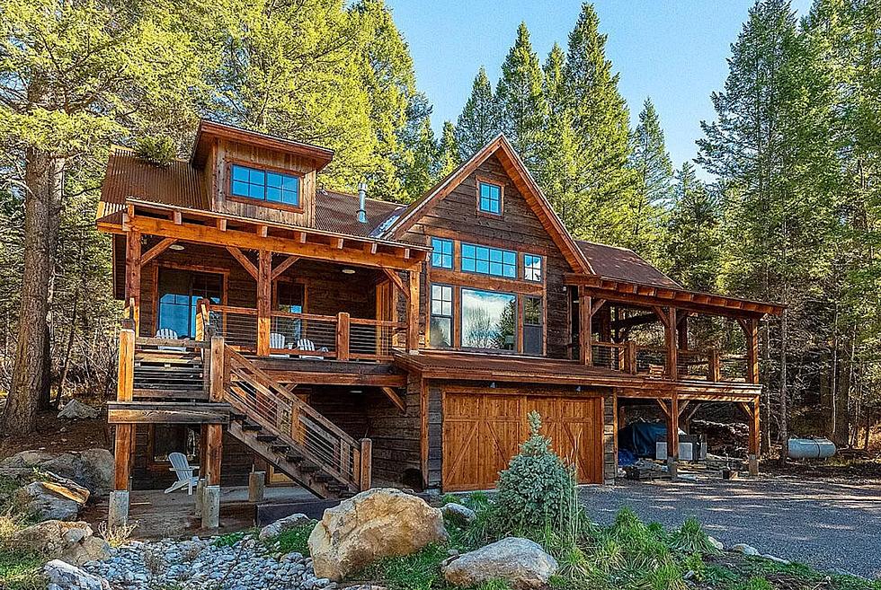 Gorgeous Wyoming Cabin Is The Perfect Home Away From Home
