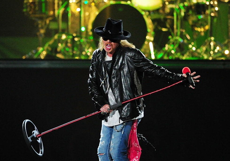 Guns N’ Roses For The Next Super Bowl Halftime? [Video]