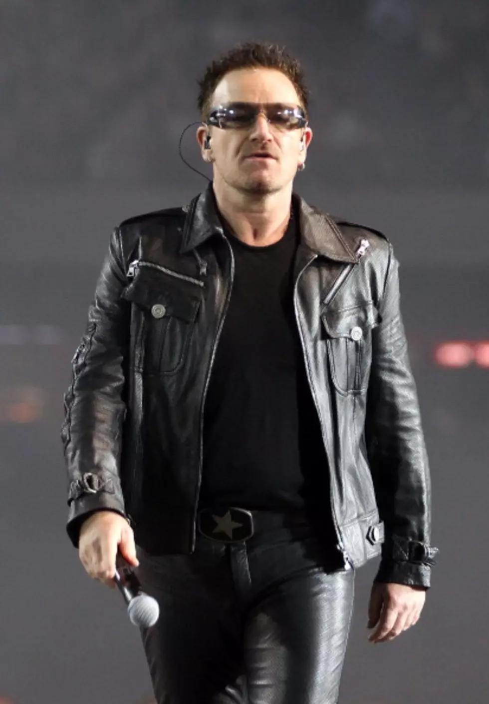 Bono Does Talking Heads Karaoke In Brazil [VIDEO]