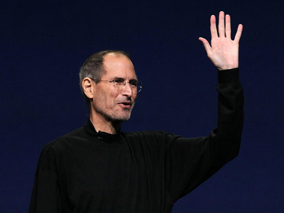 Steve Jobs Stepping Down as Apple CEO