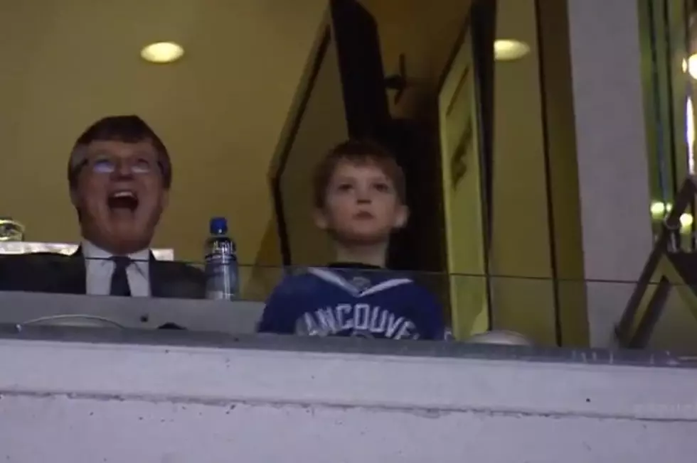 Dancing Kid at Canucks Game is More Fun To Watch Than Hockey