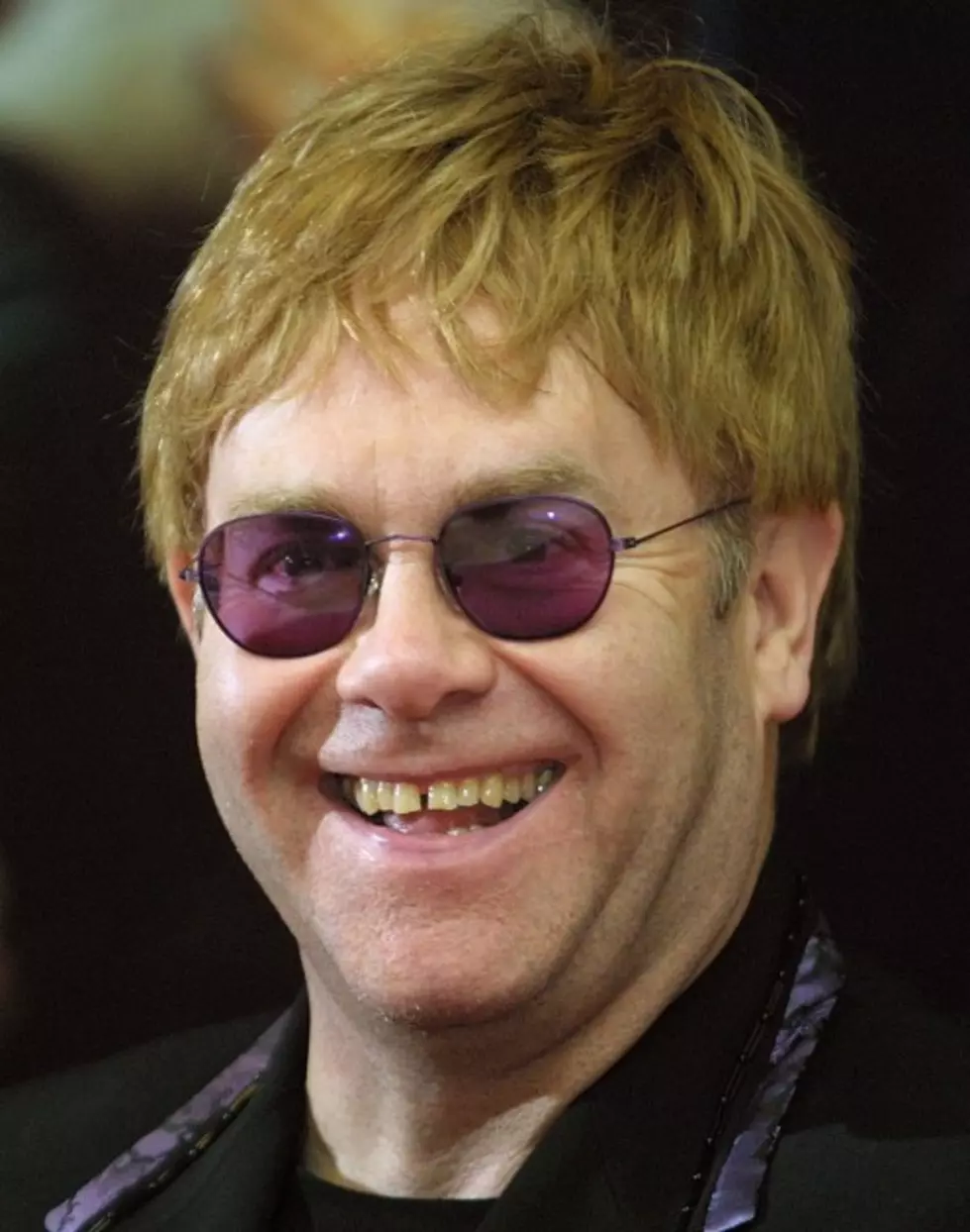 Watch: Never Before Seen Footage Of Elton John&#8217;s &#8216;Harmony&#8217;