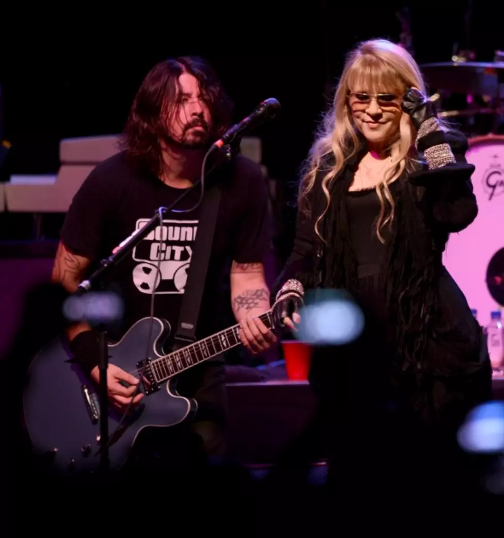 Watch: Jimmy Fallon Stands In For Tom Petty To Duet With Stevie Nicks [VIDEO]