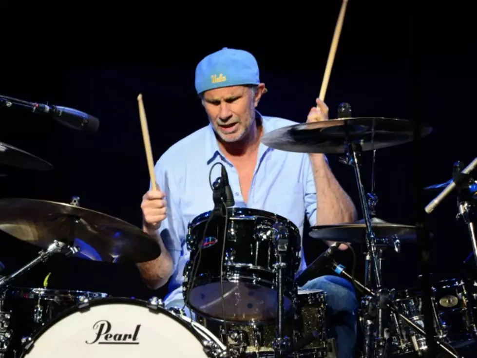 Chad Smith Says Chili Peppers Working on a &#8216;Changeup&#8217;