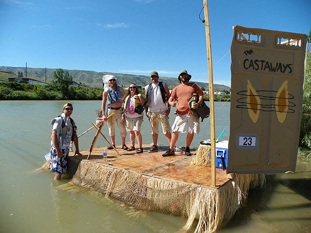 2015 Great River Raft Race 