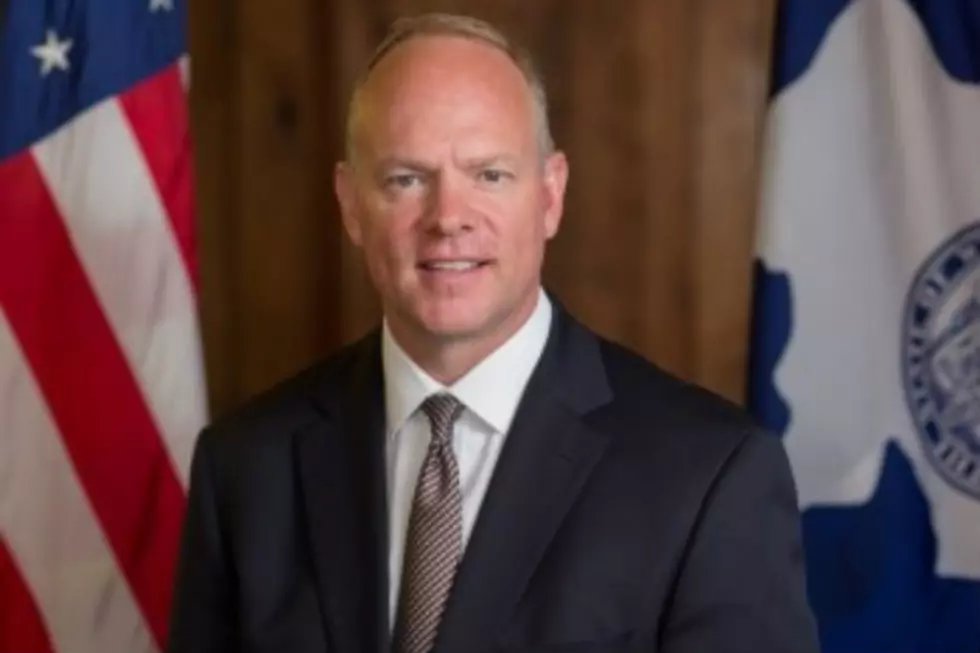 Governor Mead Continues Funding for Veteran Tuition Program
