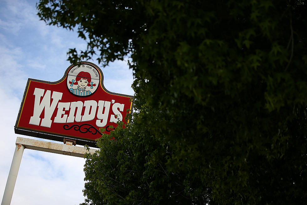Casper Likes Wendy’s 4 for $4 Burger Deal