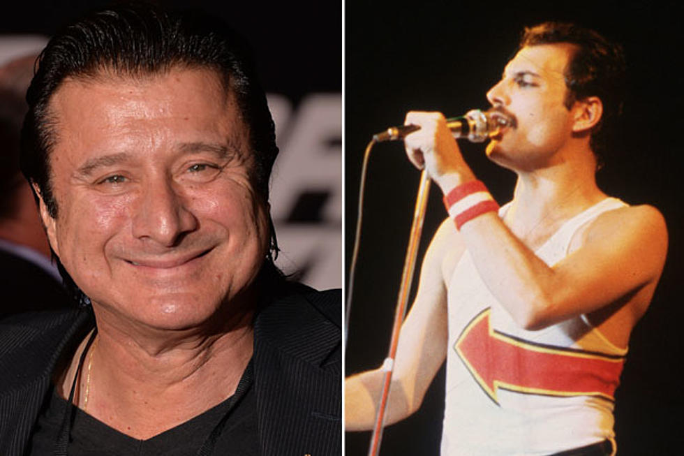 Steve Perry vs. Freddie Mercury