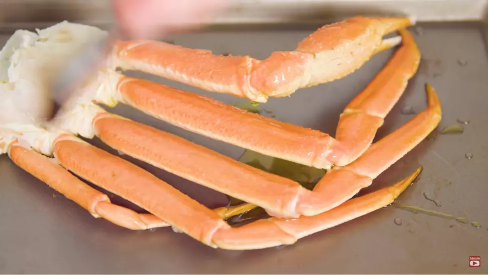 Fill Your Belly With the Fattest Crab Legs In This Wyoming Lounge